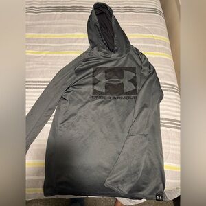 Under Armour Men’s light Weight Grey Sweatshirt